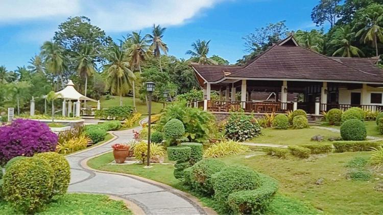 Kembali Condo Resort With Sea View Davao City Екстериор снимка