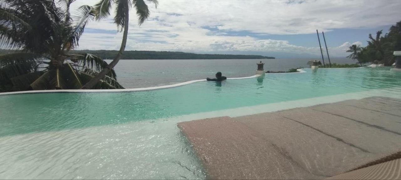 Kembali Condo Resort With Sea View Davao City Екстериор снимка