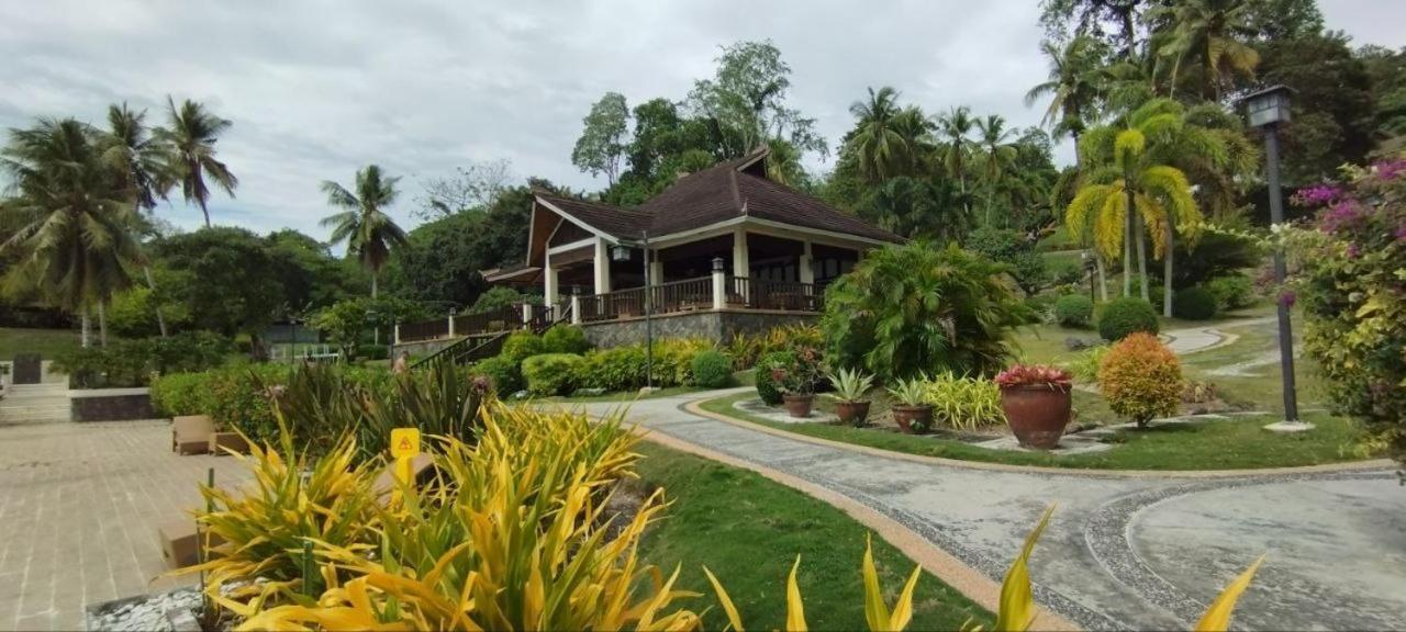 Kembali Condo Resort With Sea View Davao City Екстериор снимка